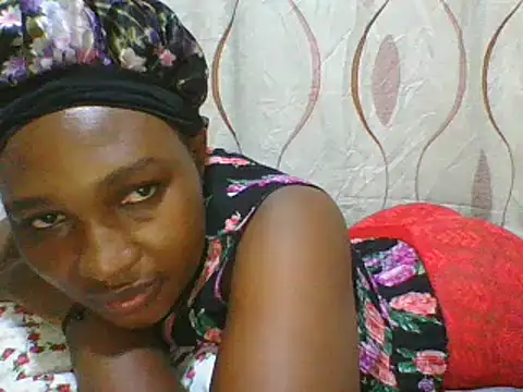 Snapshot of cute_lavenda chatting on 03/10/25, 07:40 cute lavenda online show from 03/10/25, 07:40