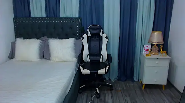 cyberanita online show from 02/01/25, 06:19