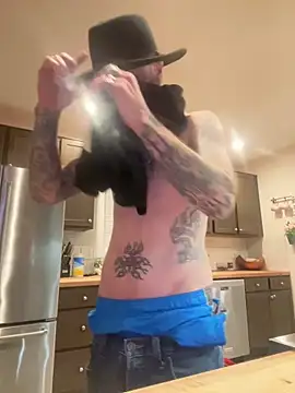 Snapshot of Mackwood89 chatting on 01/06/26, 08:51 Mackwood89 online show from 01/06/26, 08:51