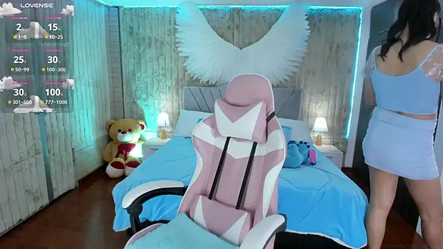 Snapshot of floryn_susana chatting on 02/14/25, 06:29 floryn susana online show from 02/14/25, 06:29