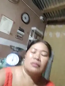 Snapshot of lickmepussy21 chatting on 10/19/25, 10:16 lickmepussy21 online show from 10/19/25, 10:16