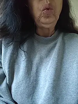 Susannemilf online show from 11/10/25, 02:05