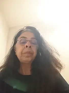 Susannemilf online show from 11/22/25, 04:00