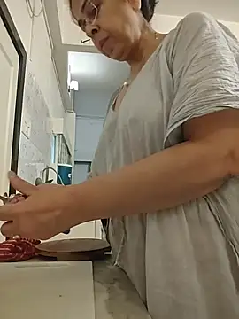 Susannemilf online show from 03/30/26, 04:24