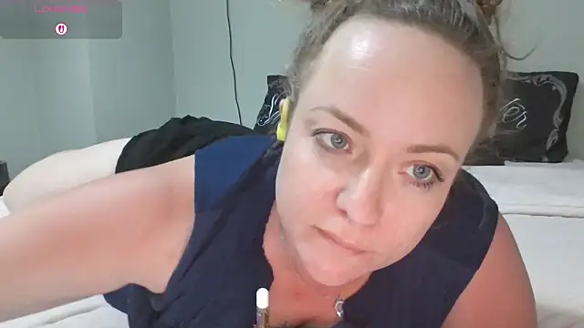 julimonroe online show from 03/21/26, 03:11