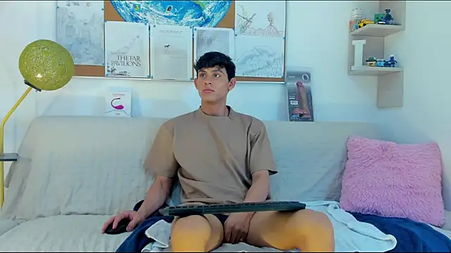 logan thomas online show from 04/25/26, 07:33