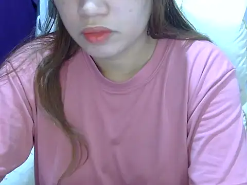    zurIII09  online show from 08/02/26, 08:46