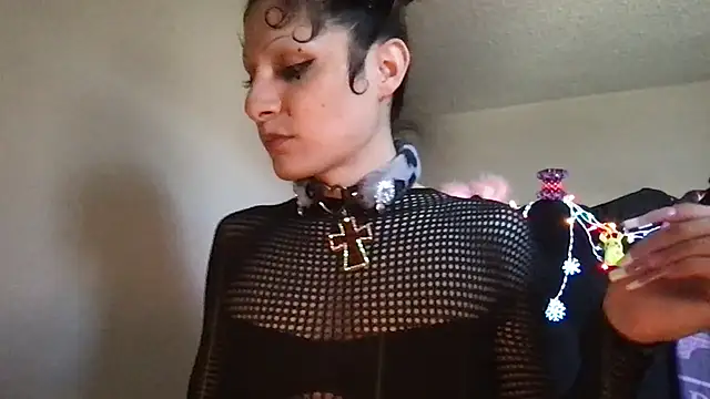 Snapshot of spoilbadkittynow chatting on 02/22/26, 07:01 spoilbadkittynow online show from 02/22/26, 07:01