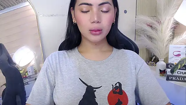 Martha pookerxxx online show from 12/04/25, 11:57