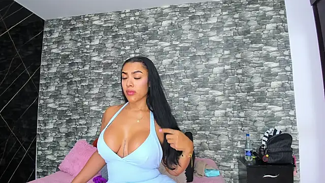 Snapshot of HeidyWillss chatting on 09/19/25, 07:25 HeidyWillss online show from 09/19/25, 07:25