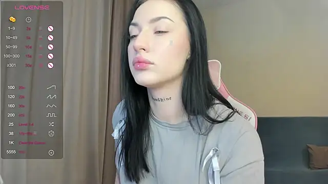 Snapshot of JenniferQueen11 chatting on 01/30/25, 10:08 JenniferQueen11 online show from 01/30/25, 10:08