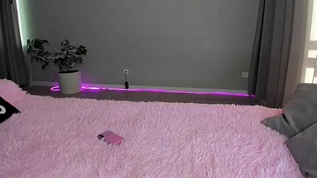 Snapshot of JenniferQueen11 chatting on 10/25/25, 09:39 JenniferQueen11 online show from 10/25/25, 09:39