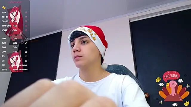 Snapshot of bad_giirl_ chatting on 12/06/24, 03:00 bad giirl online show from 12/06/24, 03:00