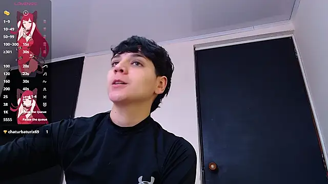 Snapshot of bad_giirl_ chatting on 12/10/24, 03:44 bad giirl online show from 12/10/24, 03:44