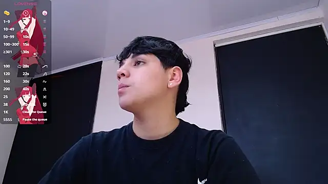 Snapshot of bad_giirl_ chatting on 12/11/24, 06:42 bad giirl online show from 12/11/24, 06:42