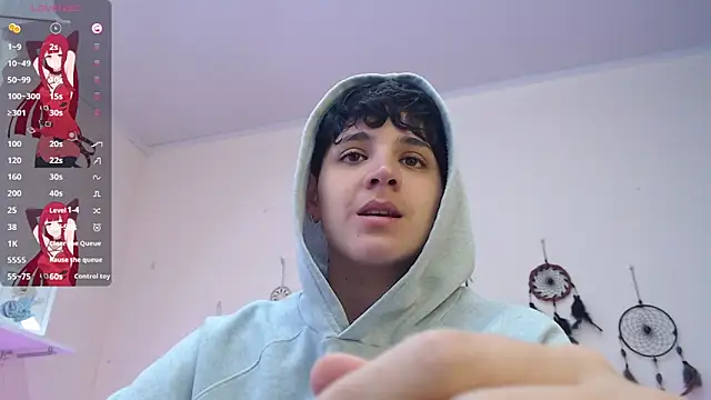 Snapshot of bad_giirl_ chatting on 03/03/25, 03:42 bad giirl online show from 03/03/25, 03:42