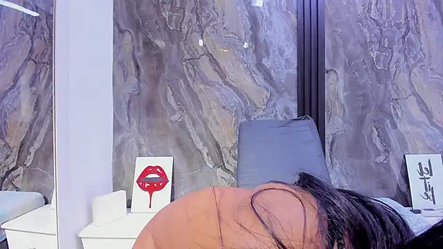 HellenJohansson online show from 11/14/25, 07:23