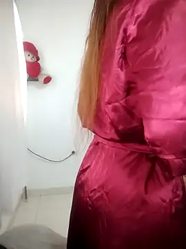 lorenitabella online show from 04/15/26, 08:09