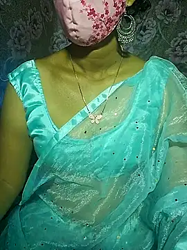 Snapshot of XBHUUME chatting on 01/24/25, 05:32 XBHUUME online show from 01/24/25, 05:32