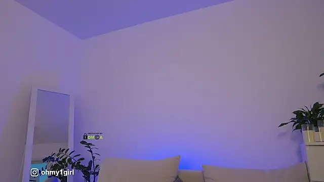 Fallinlove1 online show from 11/21/25, 12:37