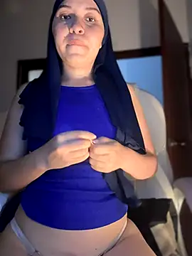 MatchedEyebrow online show from 09/24/25, 08:34