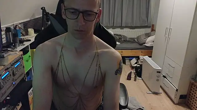 sexmenlion online show from 04/26/26, 08:06
