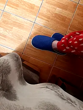 feet toes online show from 04/29/26, 05:55