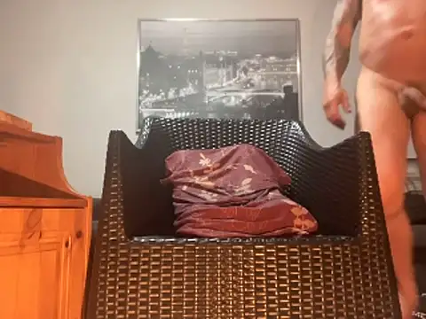 Tyyson03 online show from 12/05/25, 08:27