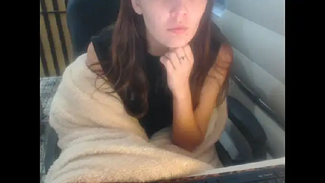 Snapshot of Laco-cO chatting on 12/27/24, 11:50 Laco-cO online show from 12/27/24, 11:50