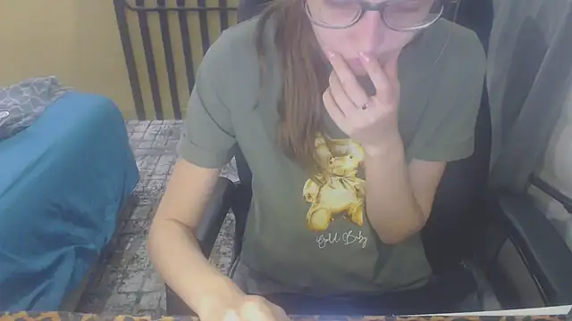 Snapshot of Laco-cO chatting on 11/06/25, 07:37 Laco-cO online show from 11/06/25, 07:37