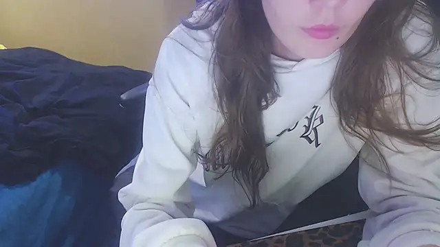 Snapshot of Laco-cO chatting on 11/30/25, 06:45 Laco-cO online show from 11/30/25, 06:45