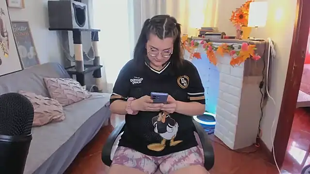 HunnyyLove online show from 09/08/25, 04:39