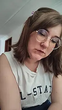 HunnyyLove online show from 10/13/25, 04:40