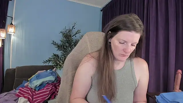 Snapshot of Kelly_Carolina chatting on 04/22/26, 11:34 Kelly Carolina online show from 04/22/26, 11:34