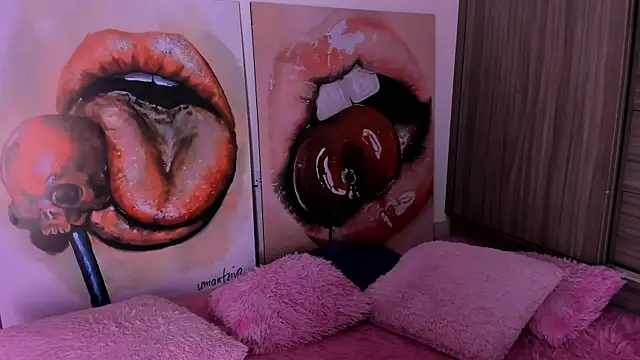 sofiaa snoww online show from 12/22/24, 01:23