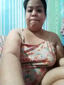 Snapshot of xxsweetshybabe chatting on 12/02/25, 04:07 xxsweetshybabe online show from 12/02/25, 04:07