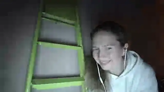 Snapshot of Sexy_MargoX_ chatting on 01/20/25, 12:36 Sexy MargoX online show from 01/20/25, 12:36