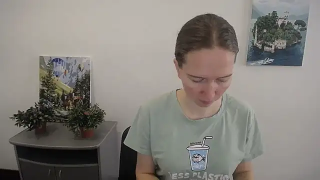 Snapshot of Sexy_MargoX_ chatting on 09/12/25, 08:25 Sexy MargoX online show from 09/12/25, 08:25