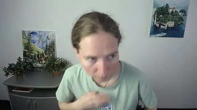 Snapshot of Sexy_MargoX_ chatting on 09/18/25, 01:02 Sexy MargoX online show from 09/18/25, 01:02