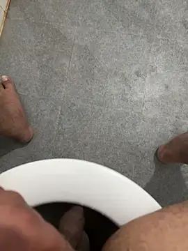 Snapshot of kkkr23456 chatting on 11/25/25, 09:09 kkkr23456 online show from 11/25/25, 09:09