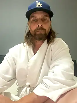 Snapshot of RyanRitchie chatting on 11/22/25, 09:58 RyanRitchie online show from 11/22/25, 09:58