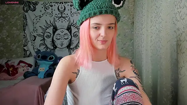 Cutie Adelia online show from 01/04/25, 09:54