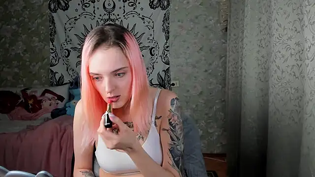 Cutie Adelia online show from 02/10/25, 01:44