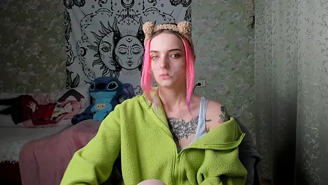 Cutie Adelia online show from 03/06/25, 12:30