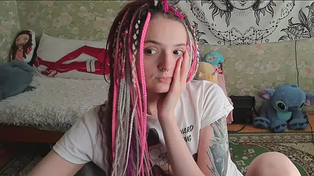 Cutie Adelia online show from 07/10/26, 11:02