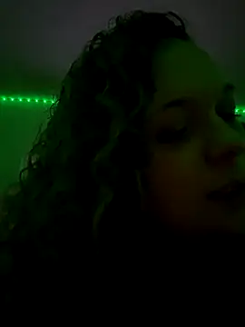 AuroraSummers online show from 12/16/25, 05:45