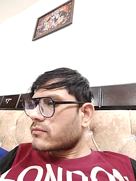 Snapshot of alex78265 chatting on 11/12/25, 03:34 alex78265 online show from 11/12/25, 03:34