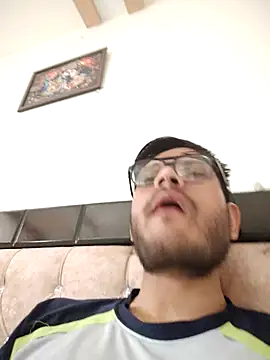 Snapshot of alex78265 chatting on 11/23/25, 11:10 alex78265 online show from 11/23/25, 11:10