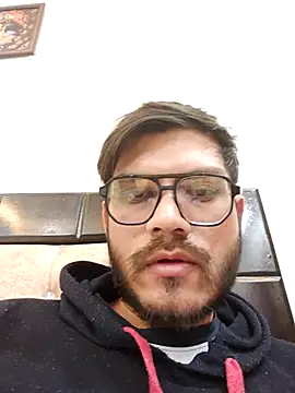 Snapshot of alex78265 chatting on 12/04/25, 04:16 alex78265 online show from 12/04/25, 04:16