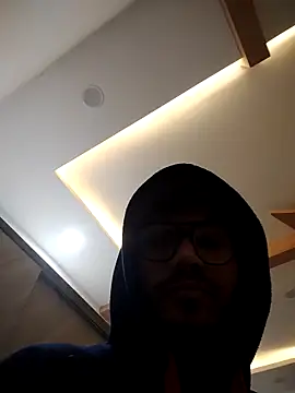 Snapshot of alex78265 chatting on 12/14/25, 08:02 alex78265 online show from 12/14/25, 08:02